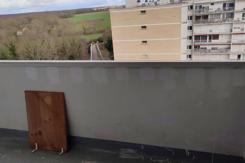 Charmant Appartement Proche Melun Centre Ville Екстер'єр фото